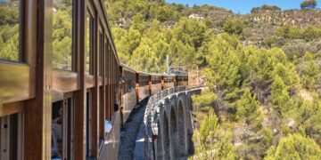 Die eisernen Adern Mallorcas: Die Freude eines Zugreisenden